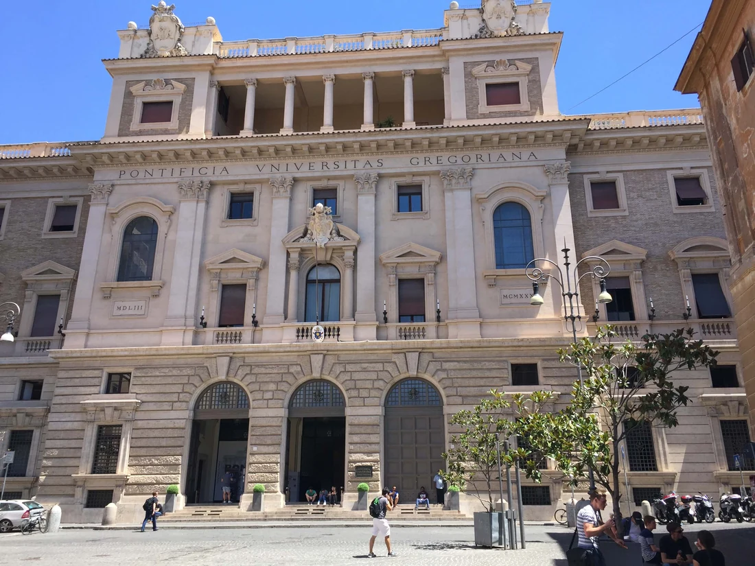 The facade of the Pontificia Universitas Gregoriana in
Rome